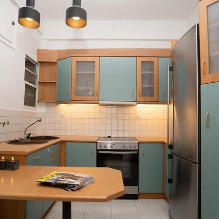 City Center Apt. On A Traffic Free Street Ateny Zewnętrze zdjęcie